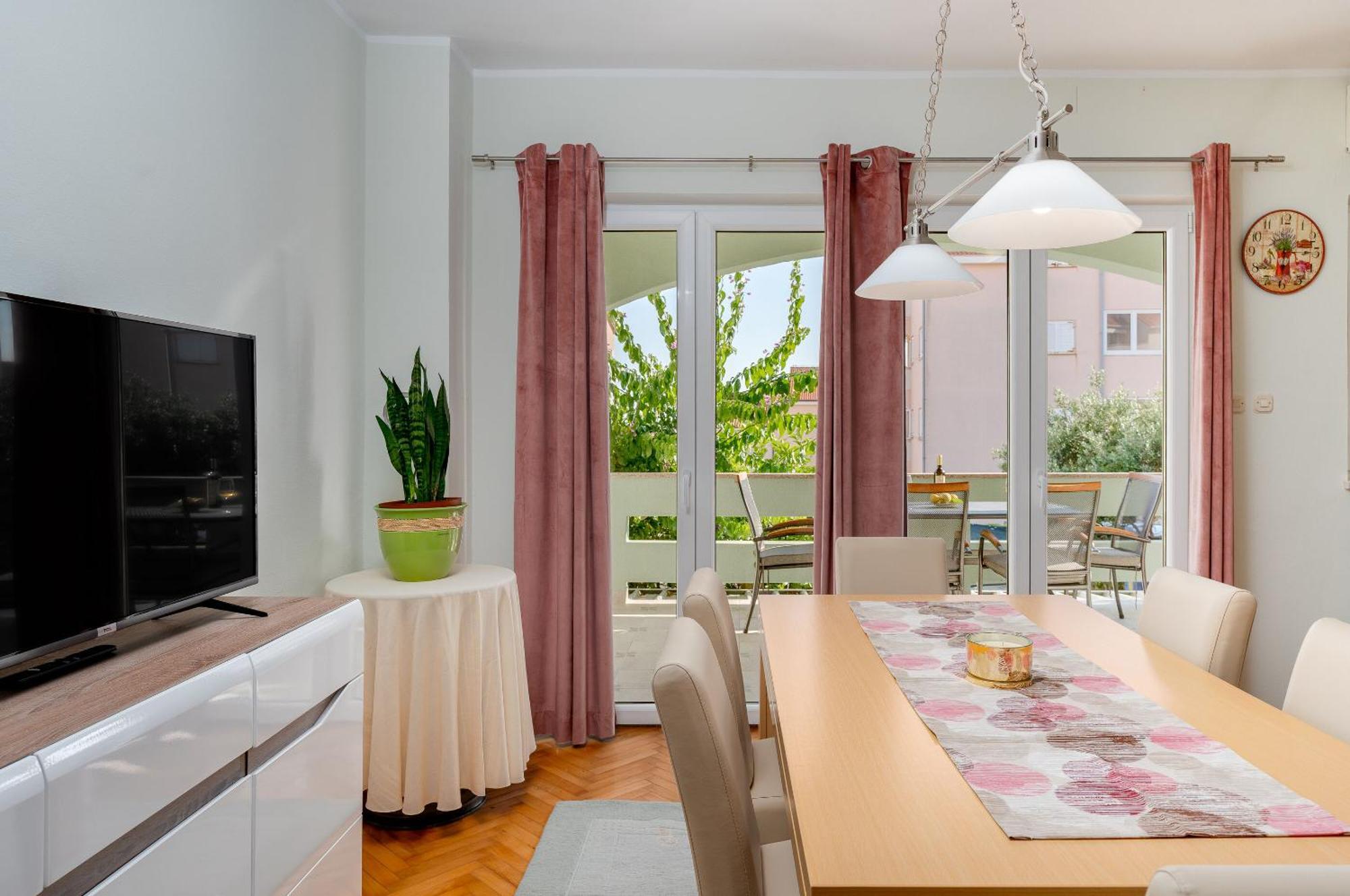 Apartments Jasna Новаля Екстер'єр фото